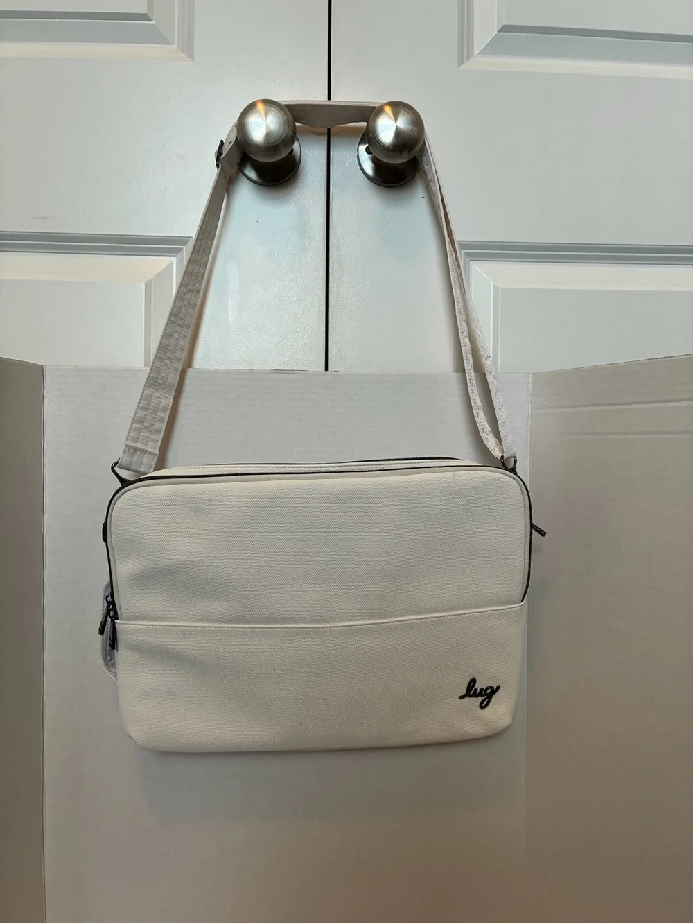 lug White Messenger Laptop Crossbody Bag